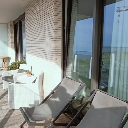 Daire Park Tower Sea View With Pool And Gym Oostende