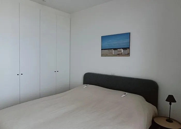 Park Tower Sea View With Pool And Gym Appartement Oostende