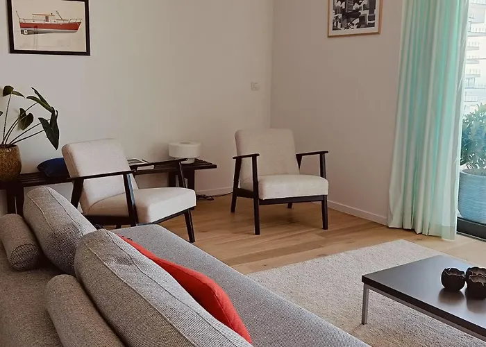 Park Tower Sea View With Pool And Gym Oostende